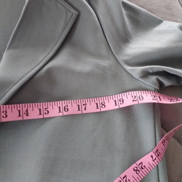 Athleta Eastbound Sage Green Open Front Blazer 10 - Picture 9 of 12